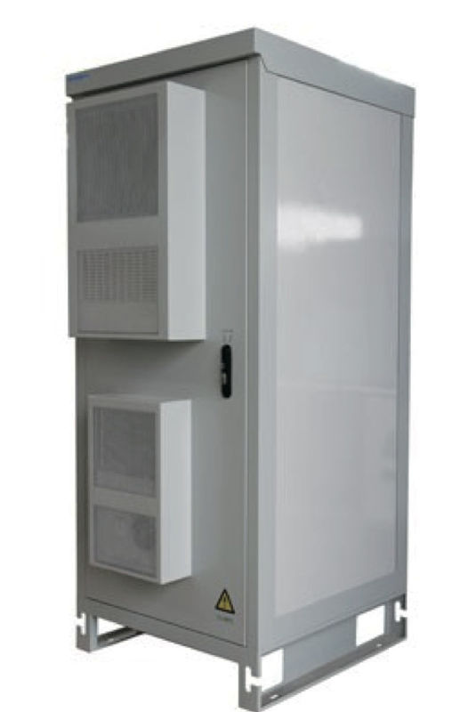 مساحة المستخدم 40U IP55 ضميمة صندوق، إطار معدني خارجي 19 بوصة رف خزانة