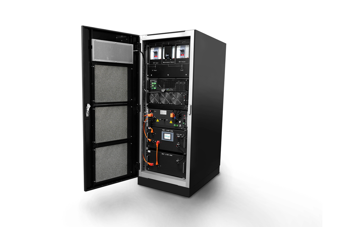 وحدات UPS على الإنترنت قابلة للتبديل السريع 30KW مدمجة في حزمة بطارية ليثيوم 384VDC 50AH